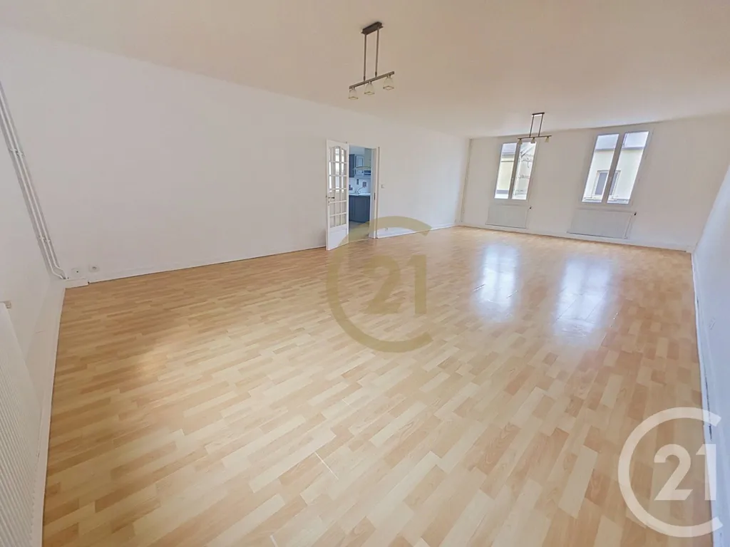 Pièces - Appartement Duplex avec Jardin au Cœur de Malaunay