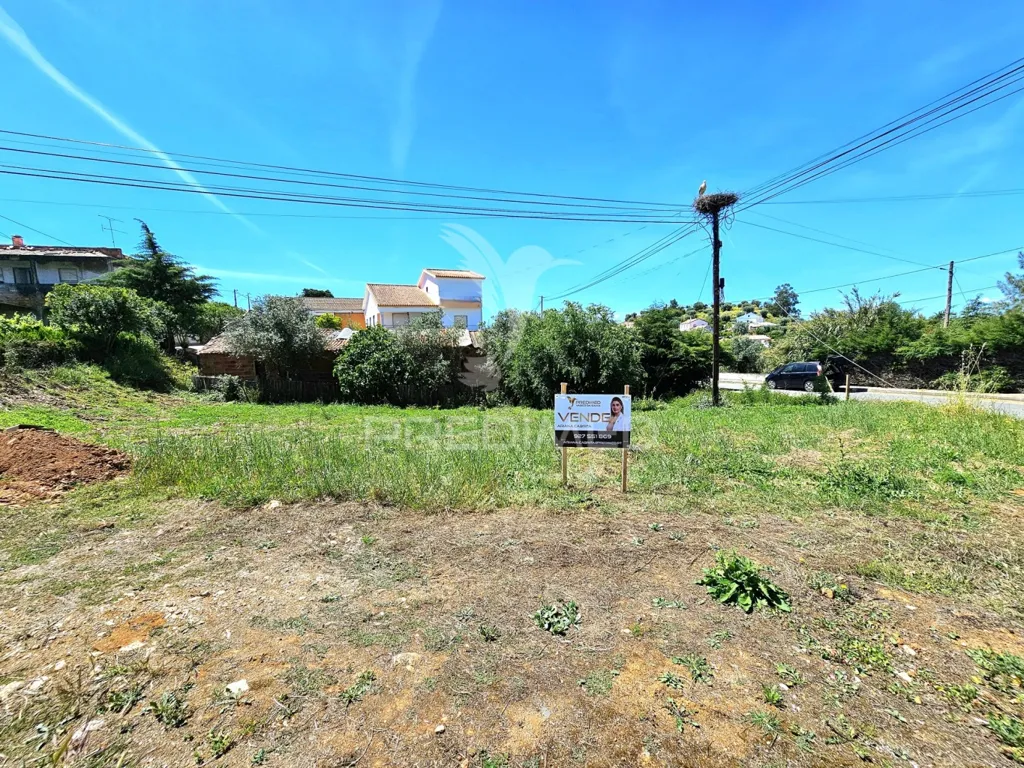 Garden - Construction Plot with Garden in Ourique