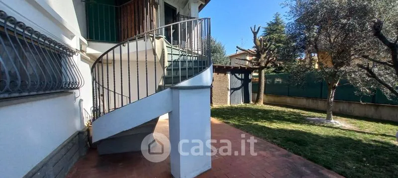 Pièces - Bifamiliar Villa with Balcony in Castel Guelfo