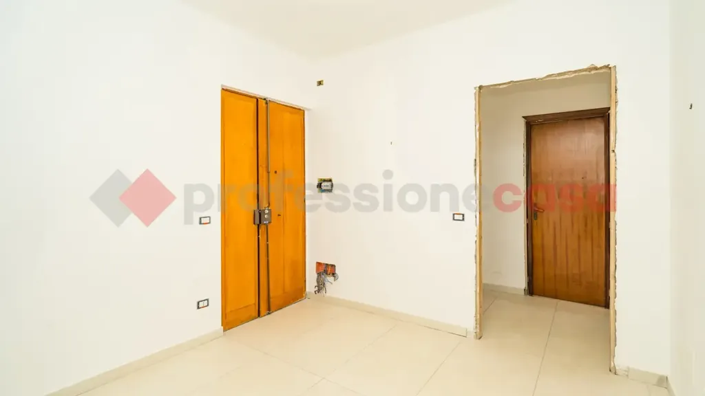 Ingresso - Apartment with Balcony in Ercolano