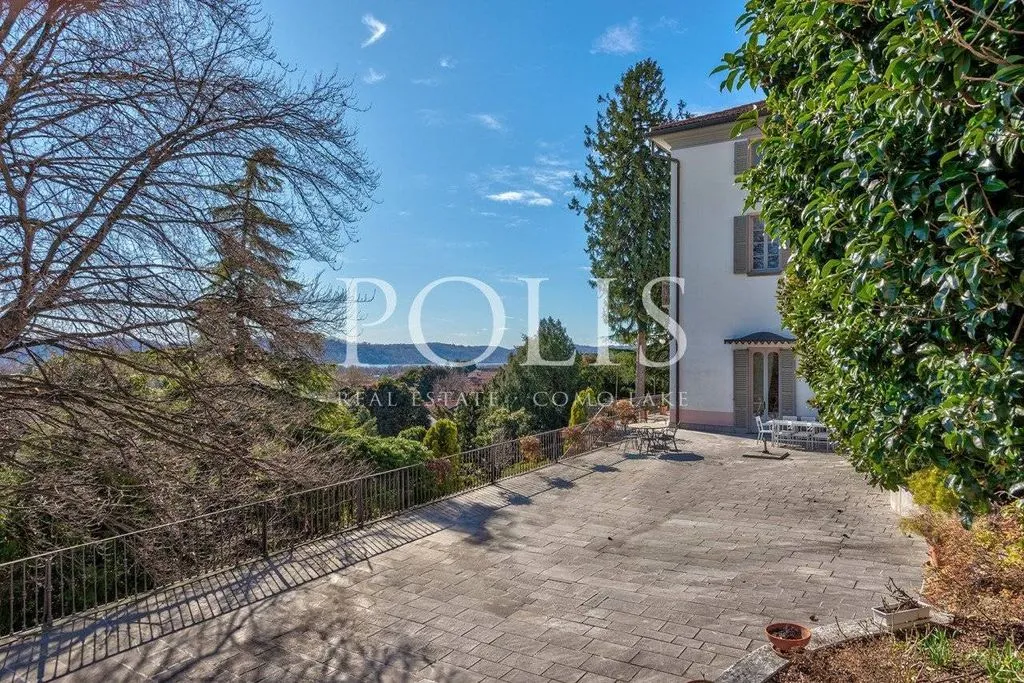 Välivaade - Historic Villa with Lakeside Views in Como
