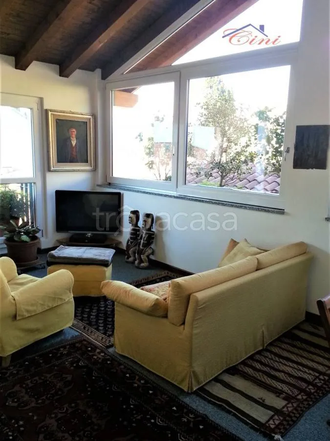 Séjour - Penthouse with Lake View in Abbadia Lariana