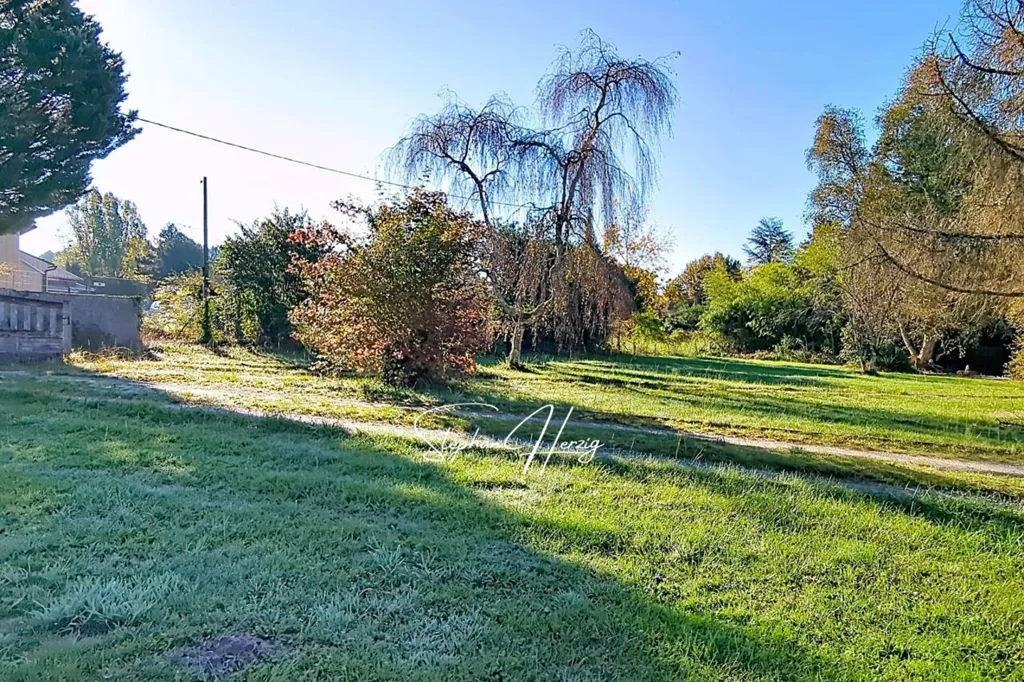 Jardin - Terrain Libre de Constructeur avec Vue sur Nature à Salles