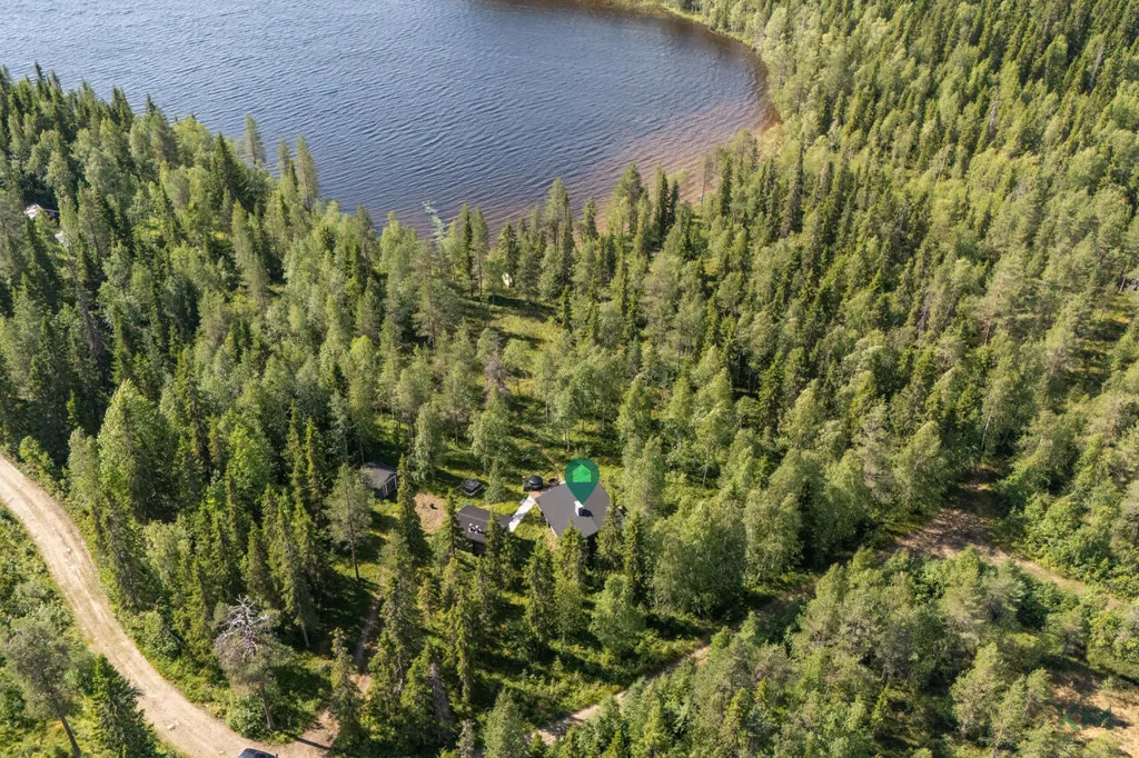 Vue aérienne - Cottage with Private Beach on Lake Ladoga