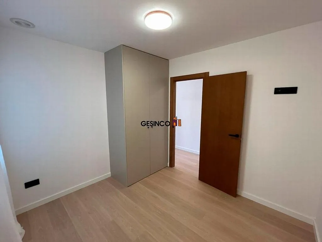 hallway_entrance