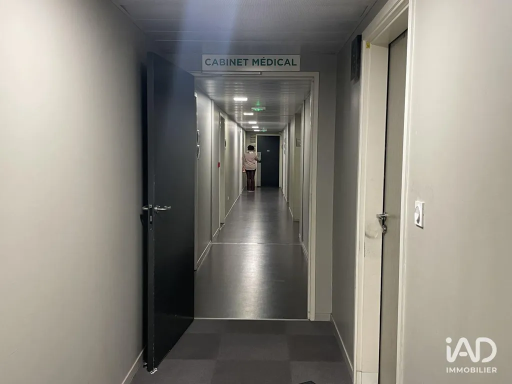 Esik - Professional Unit in Town Centre, Plaisance-du-Touch