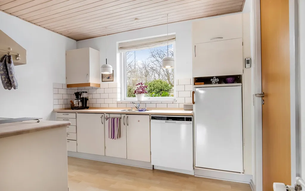 Köök - Single-Storey Villa with Garden in Erritsø