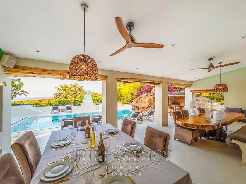 Piscine - Luxury Villa with Sea View in Cap Martinet