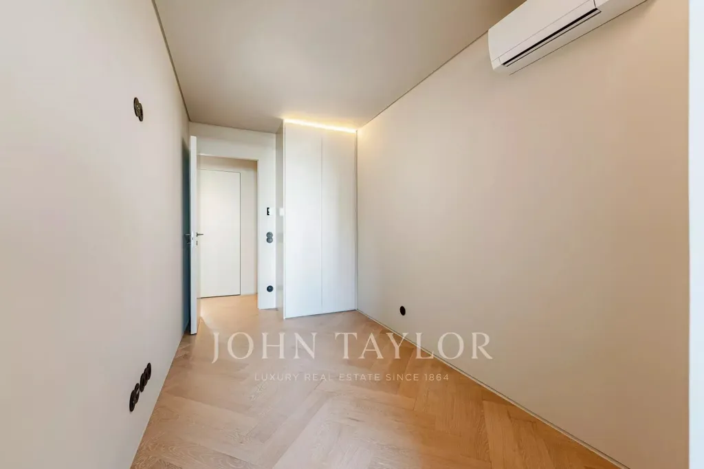 Ingresso - Contemporary Flat with Balcony in Amoreiras, Lisbon