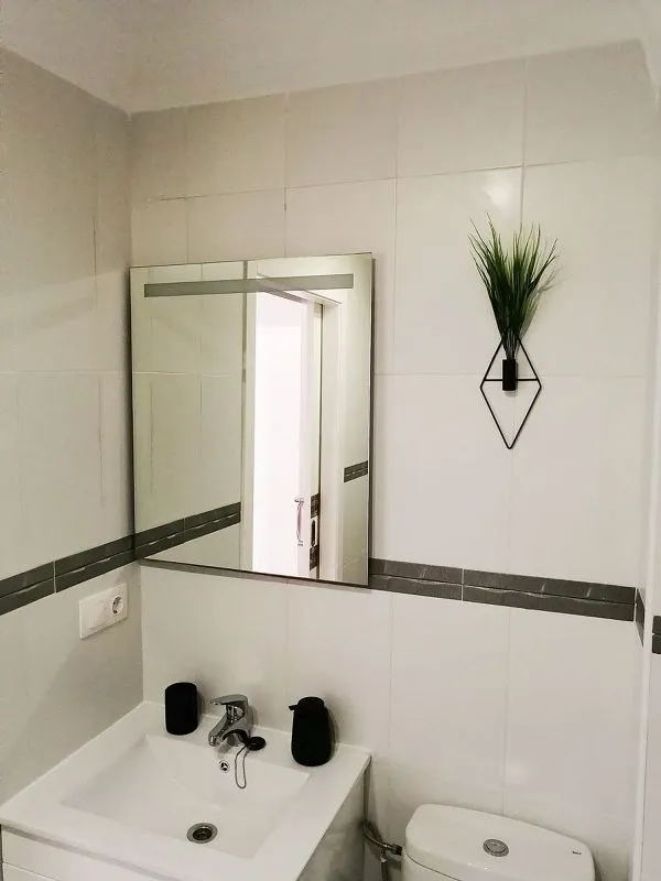 Salles de bain - Modern Apartment with Terrace in Playa Tamarit