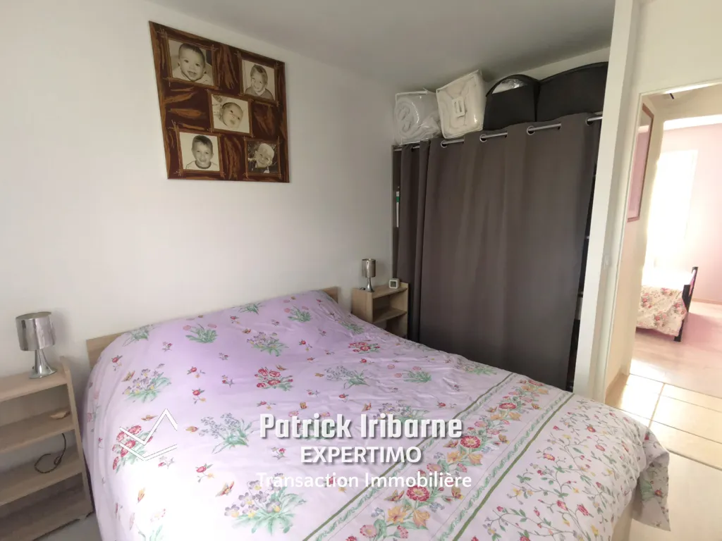 Chambres - Maison avec Piscine à Saintes