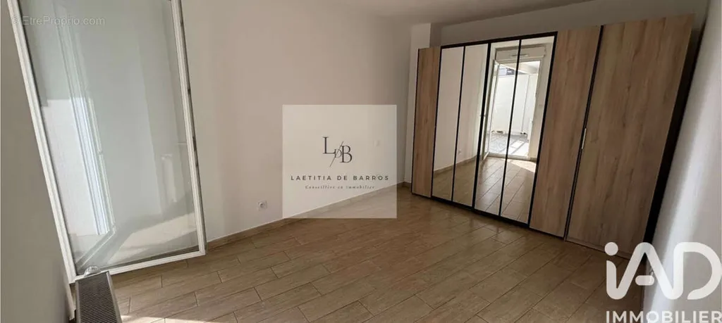 Chambres - Appartement T2 avec Terrasse à Castelnau-Le-Lez