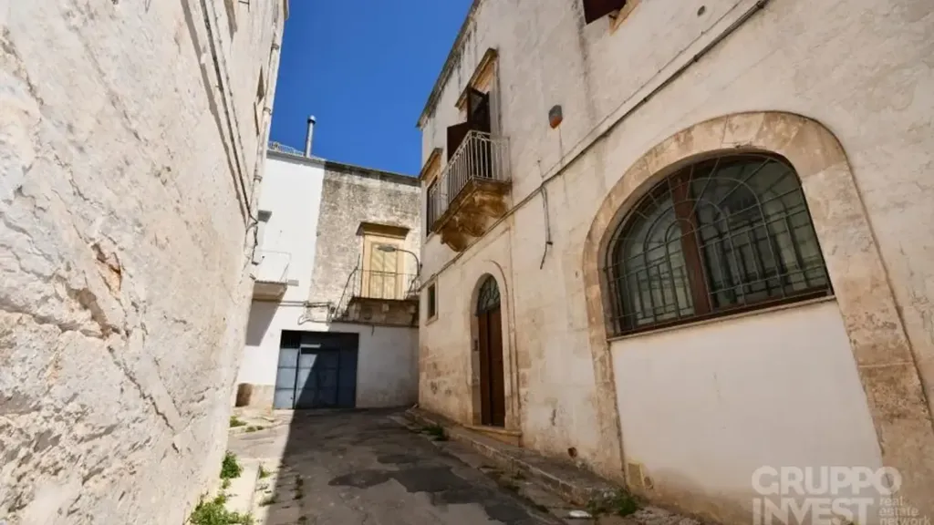 Exterior - Historic Palazzo with Panoramic Terrace in Ostuni