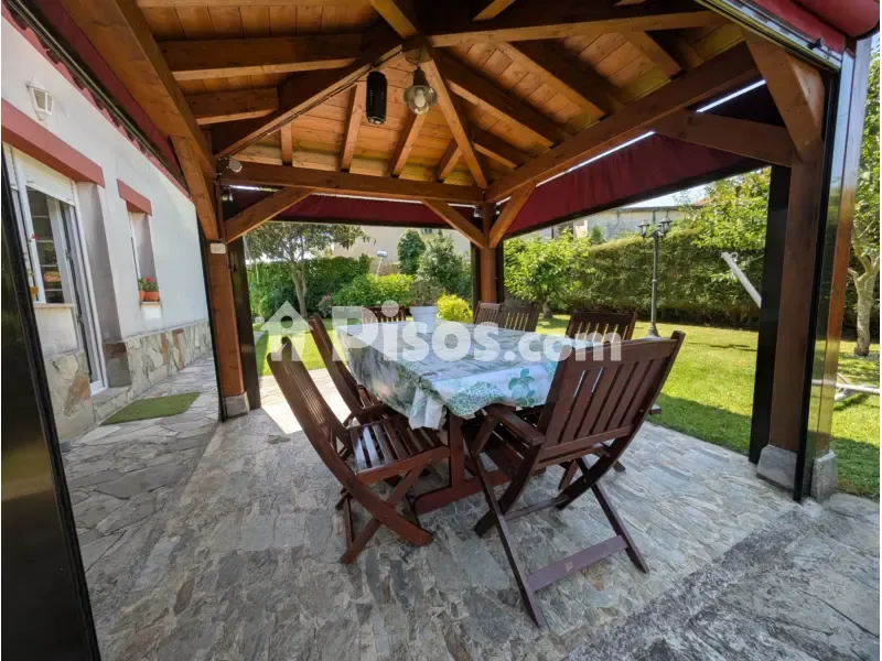 Terrace - Single-Storey Chalet with Private Pool in San Mamés de Aras