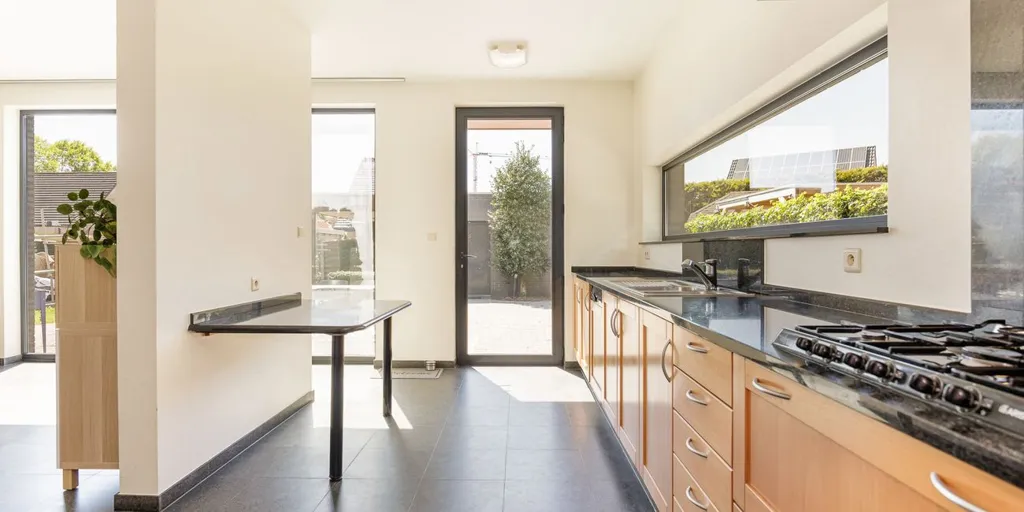 Cuisine - Maison avec jardin et terrasse couverte à Beerse