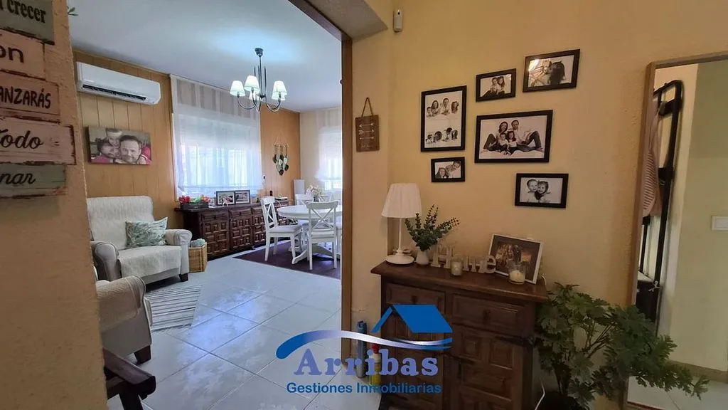 Entrée - Chalet with Pool in Escalona