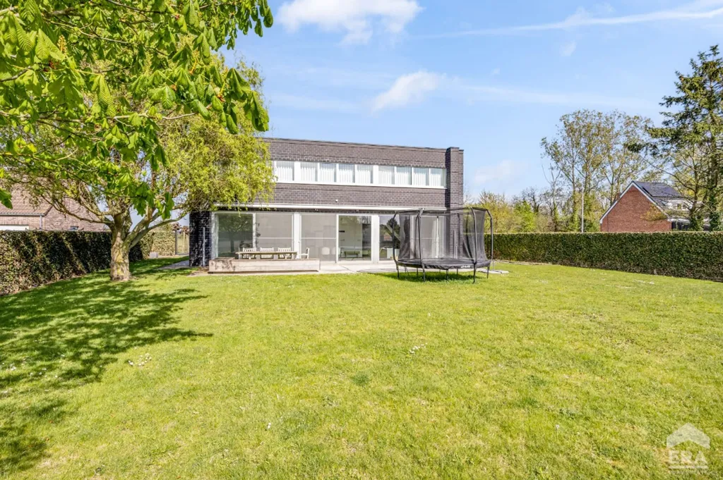 Giardino - Detached Villa with Garden in South-West