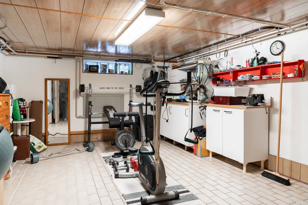 Garage - Detached House with Garden in Hyllinge