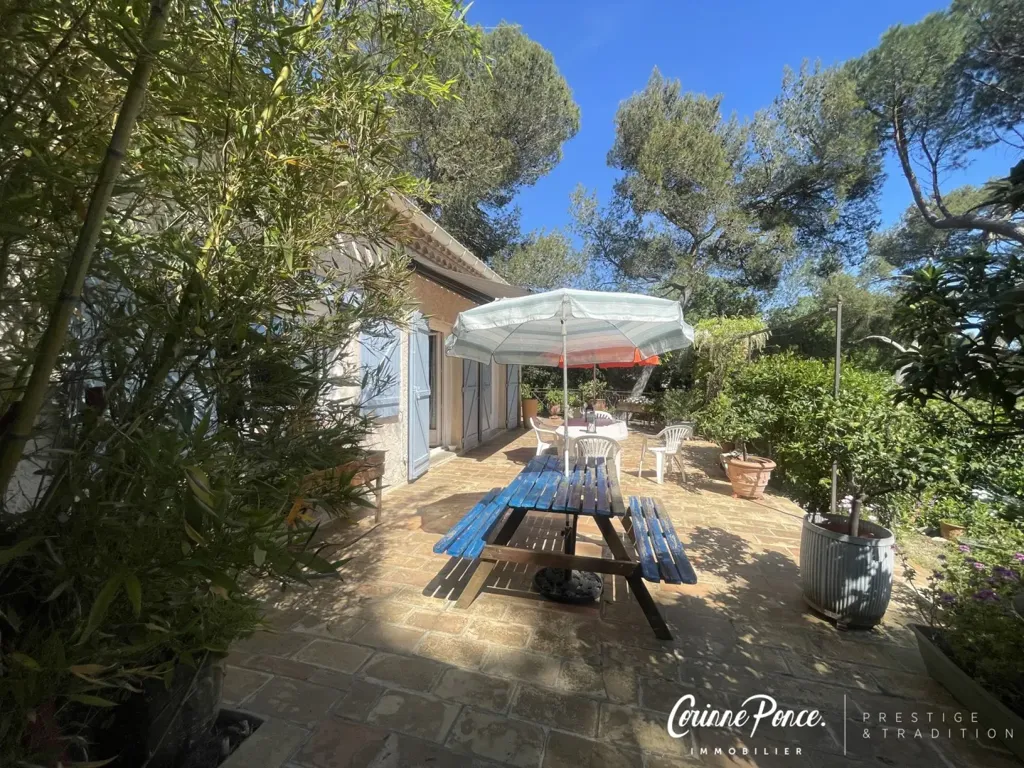 Terrass - Provençal Villa with Mazet in Nîmes