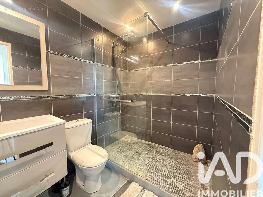 Salles de bain - Appartement 2 Pièces avec Vue Mer à Nice Ouest
