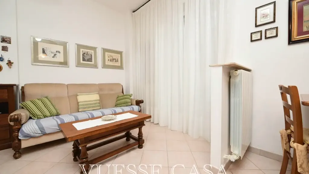Soggiorno - Modernised Apartment with Balconies in Nuoro