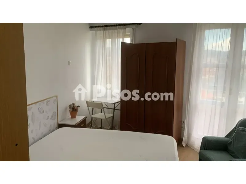 Camere da letto - Student Flat with Equipped Kitchen in Ponte Vella