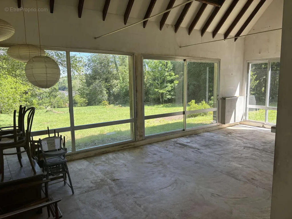 Séjour - Maison à Rénover au Calme à Plomelin