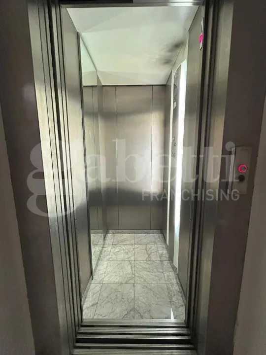 Esik - Rationalised Apartment in Cagliari Centre