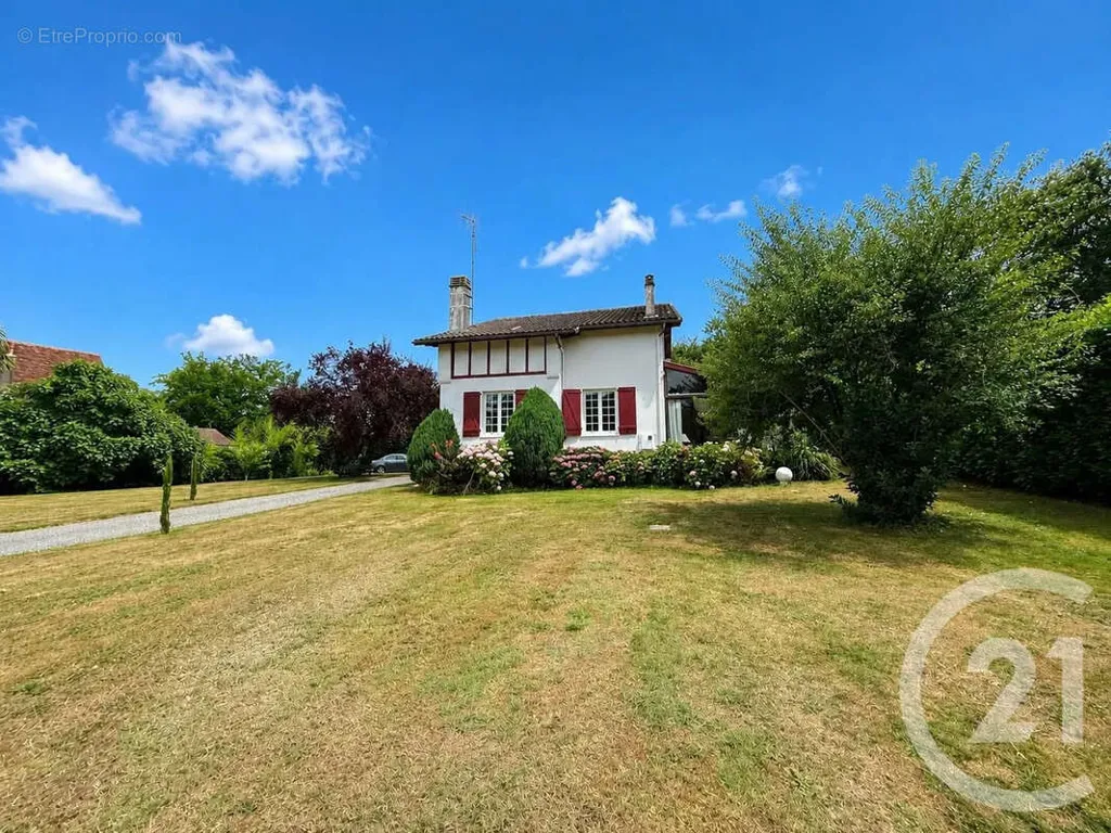 Jardin - Maison de Charme à Orthez, Proche Centre