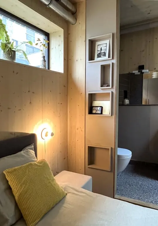 Magamistoad - Gloved-in CLT Apartment in Amsterdam North