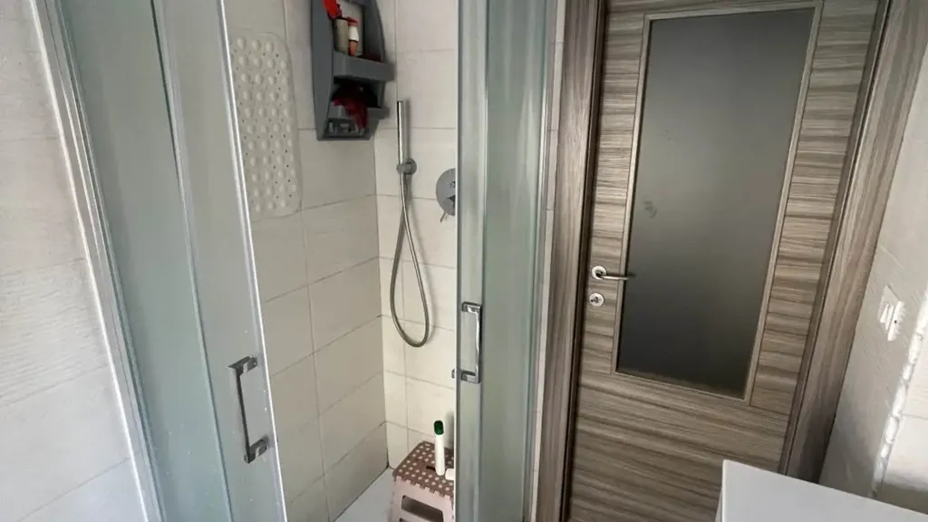 Salles de bain - Modernised Apartment with Terraces in Grosseto