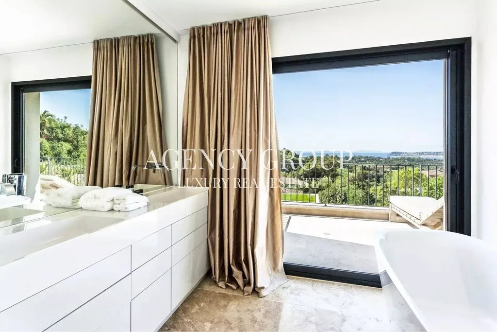 Vannitoad - Luxury Villa with Infinity Pool in La Croix-Valmer