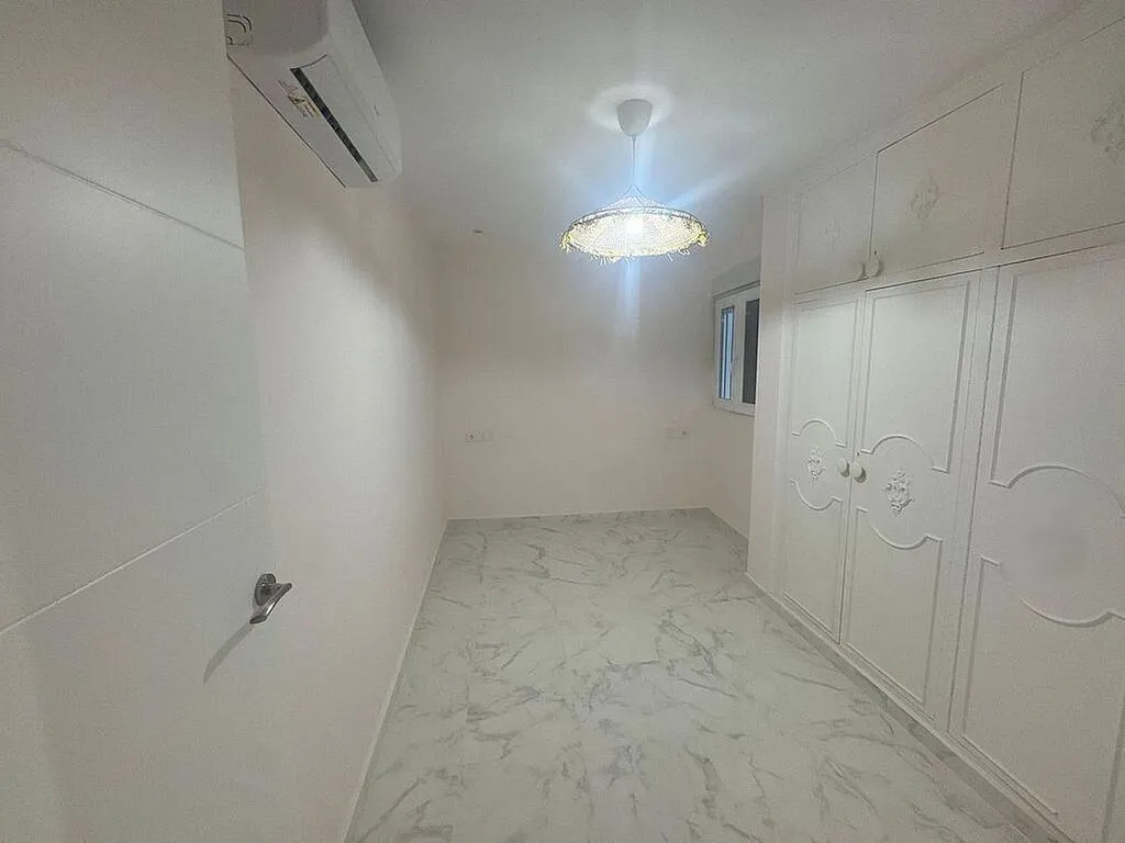 Esik - Reformed Flat with Terrace in Torrevieja Centre