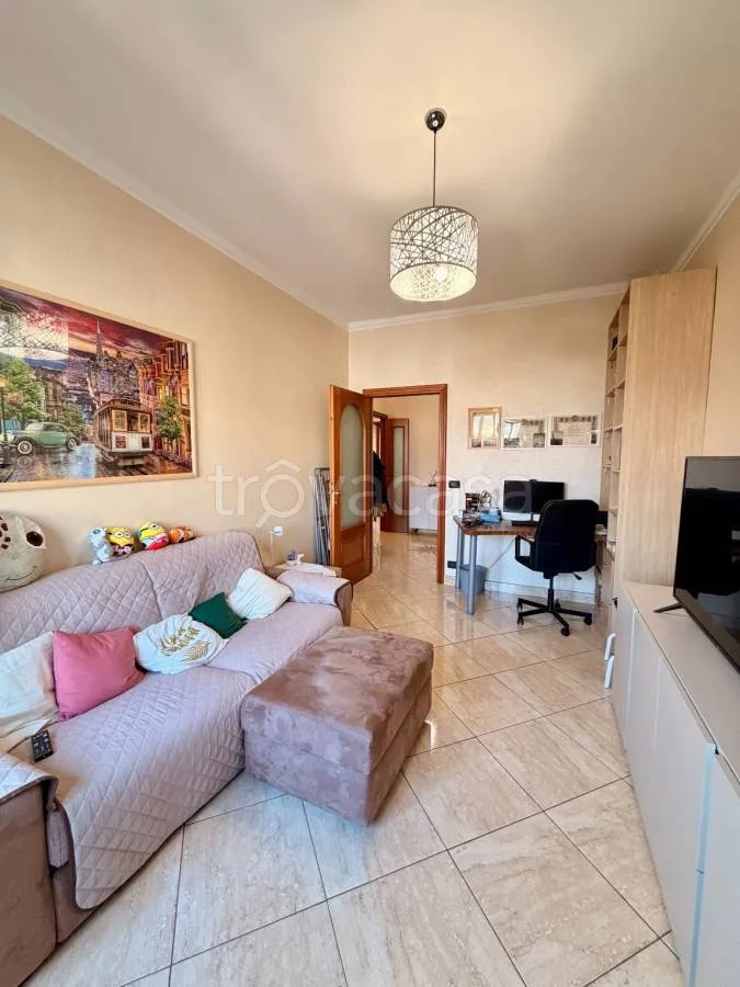 Séjour - Apartment with Balcony Veranda in Turin