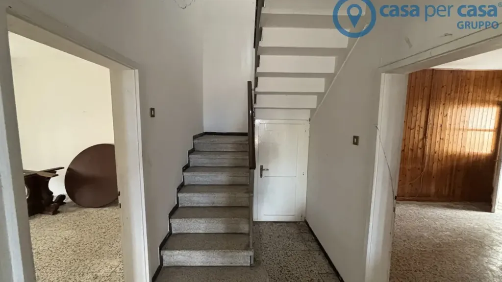 Pièces - Terraced Villa with Garden in Bosaro