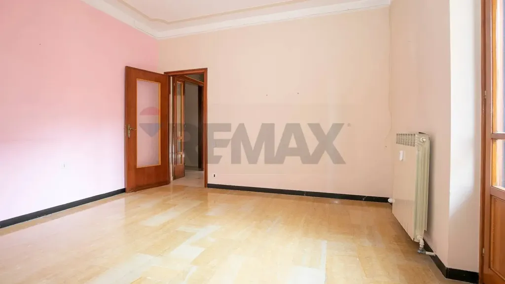 Pièces - Spacious Apartment with Balcony in Novi Ligure