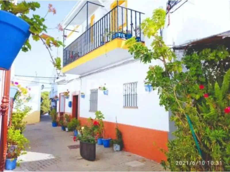 Aed - Reformed Apartment with Patio in Conil