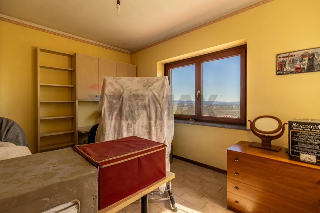 Studio - Villa indipendente con parco privato a Magnano