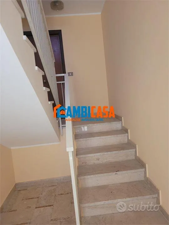 Pièces - 4-Bed Apartment with Terrace in Mondello