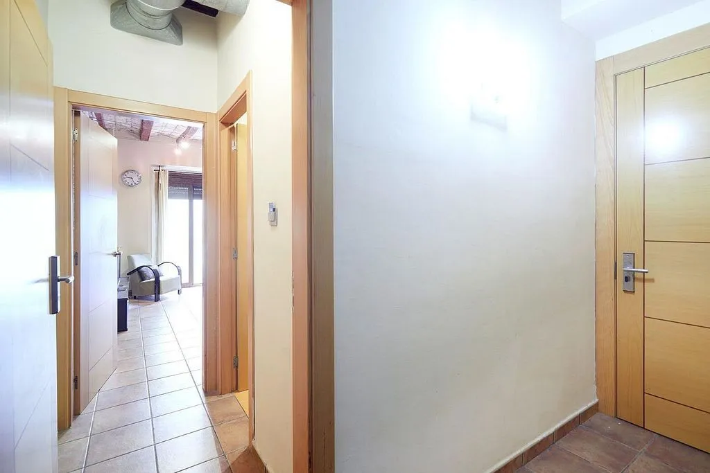 hallway_entrance