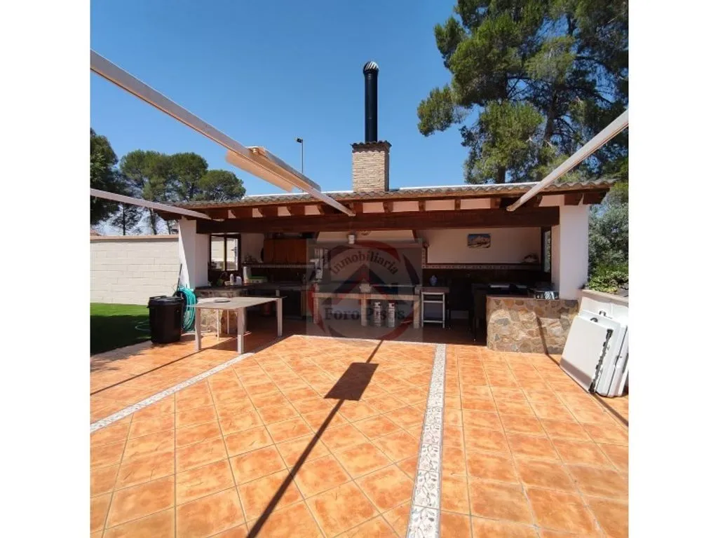 Terrass - Luxury Villa with Pool in Bellús, Valencia
