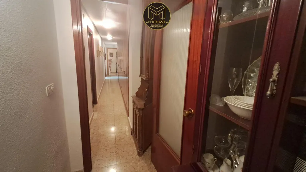 hallway_entrance