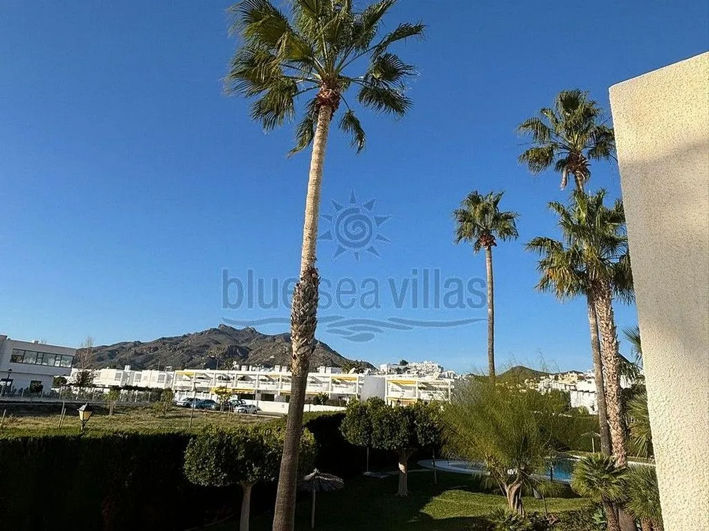 Seasonal Apartment with Pool in Mojácar Playa