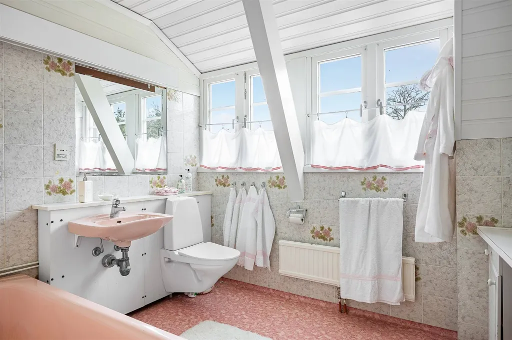 Salles de bain - Charming House with Sea View in Tjärnö
