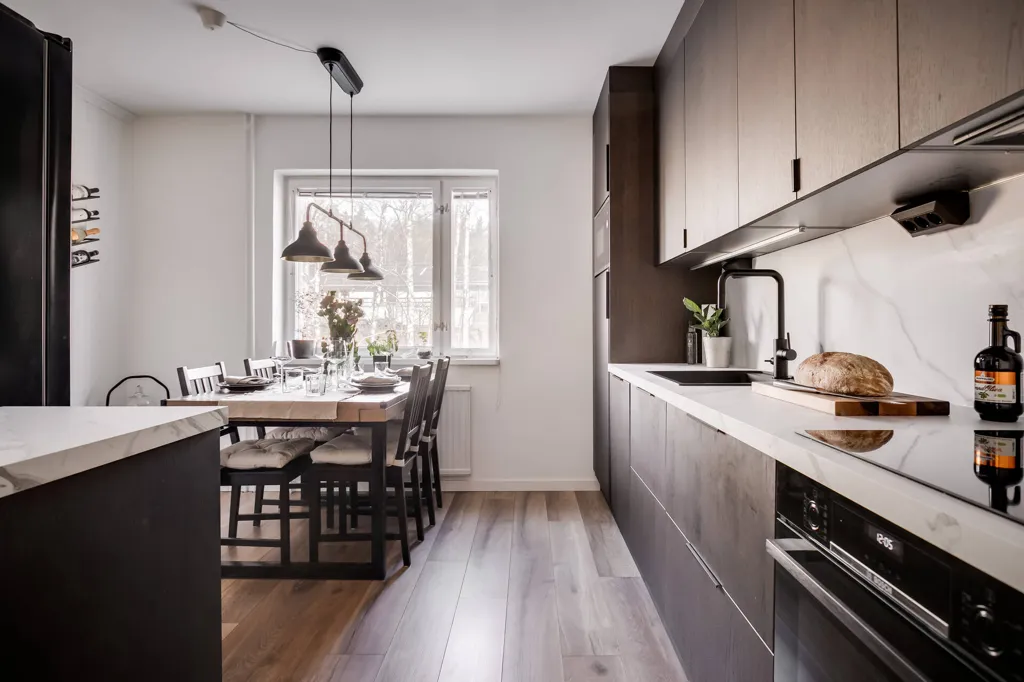 Cuisine - Apartment with Balcony in Värmdö