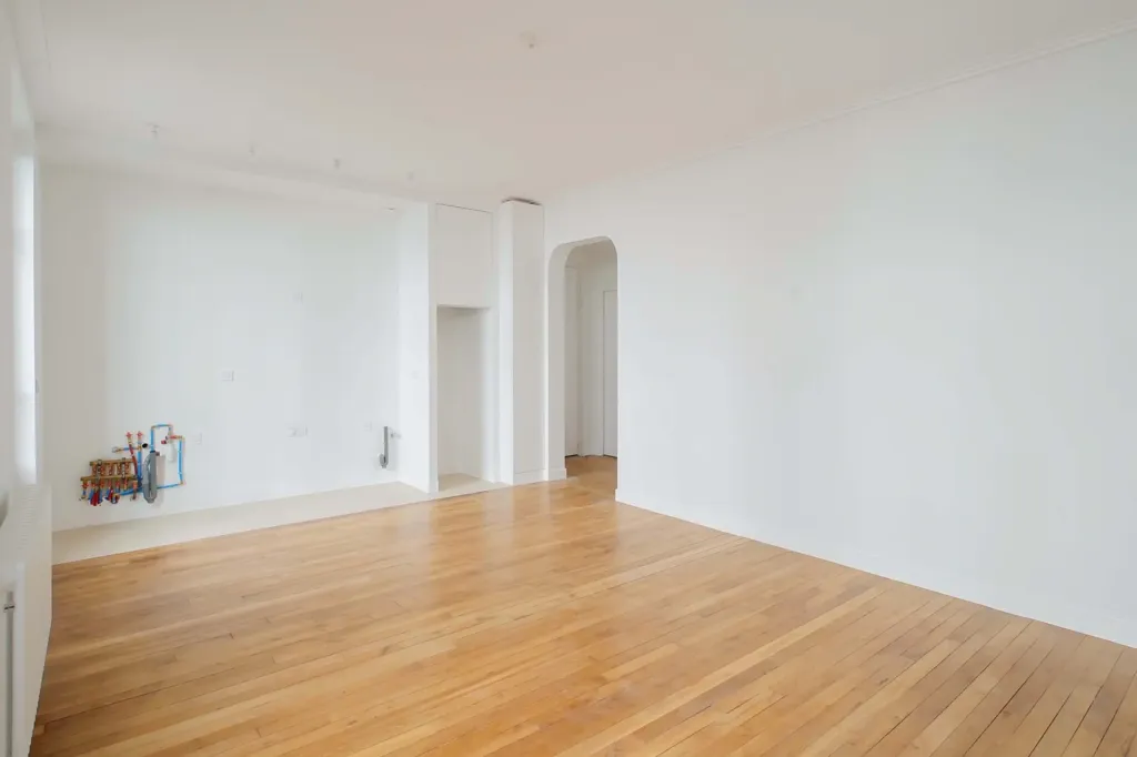 Stanze - Renovated 2-Bed Flat with Terraces in Paris 75017