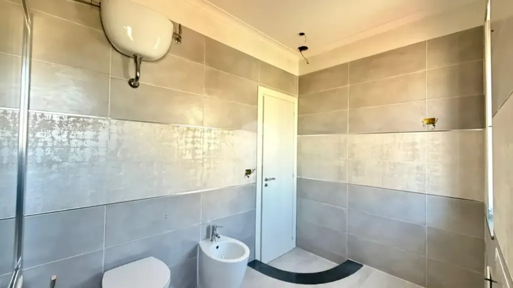 Salles de bain - Rustic Apartment with Balconies in Naples