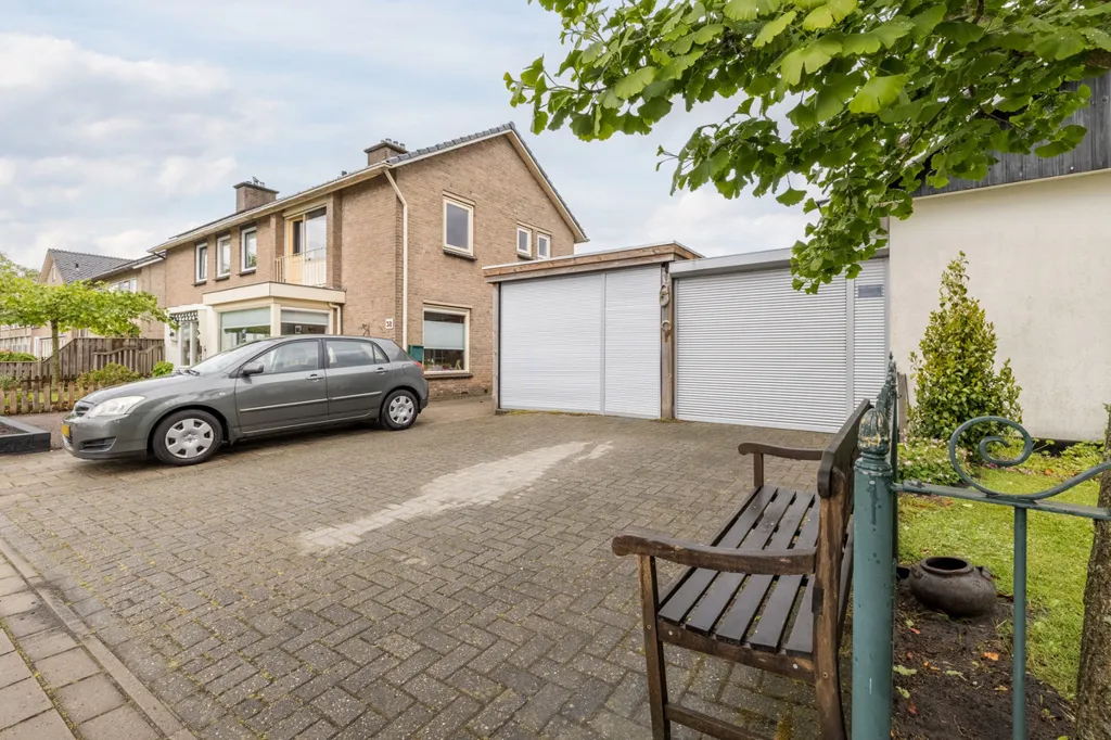 Välivaade - Terraced House with Garden in Vroomshoop