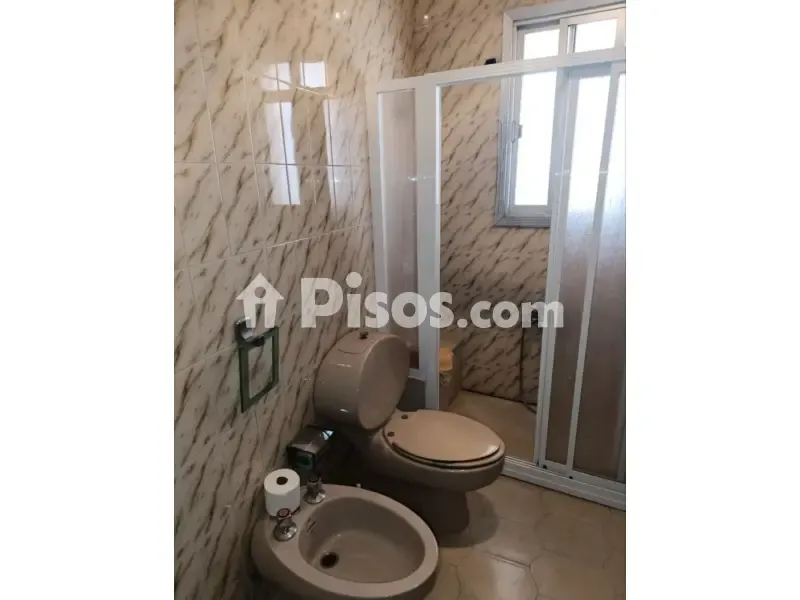 Bagni - Two-Storey House with Terrace in Valdepeñas