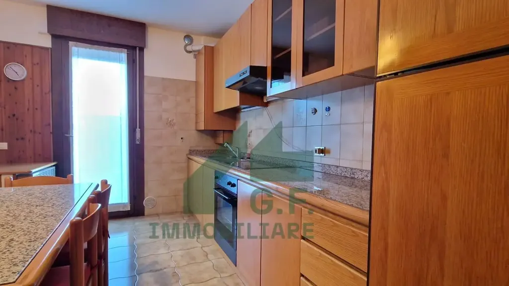 Cuisine - Apartment with Terrace in Lanzago Centre